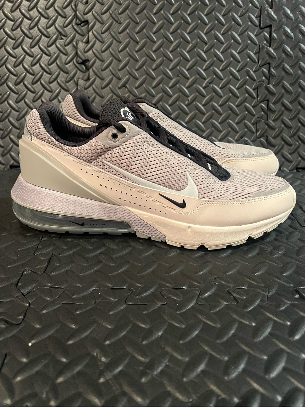 Nike Air Max Pulse Cobblestone Running Shoes Mens 13 Gray Tan Beige DR0453-004